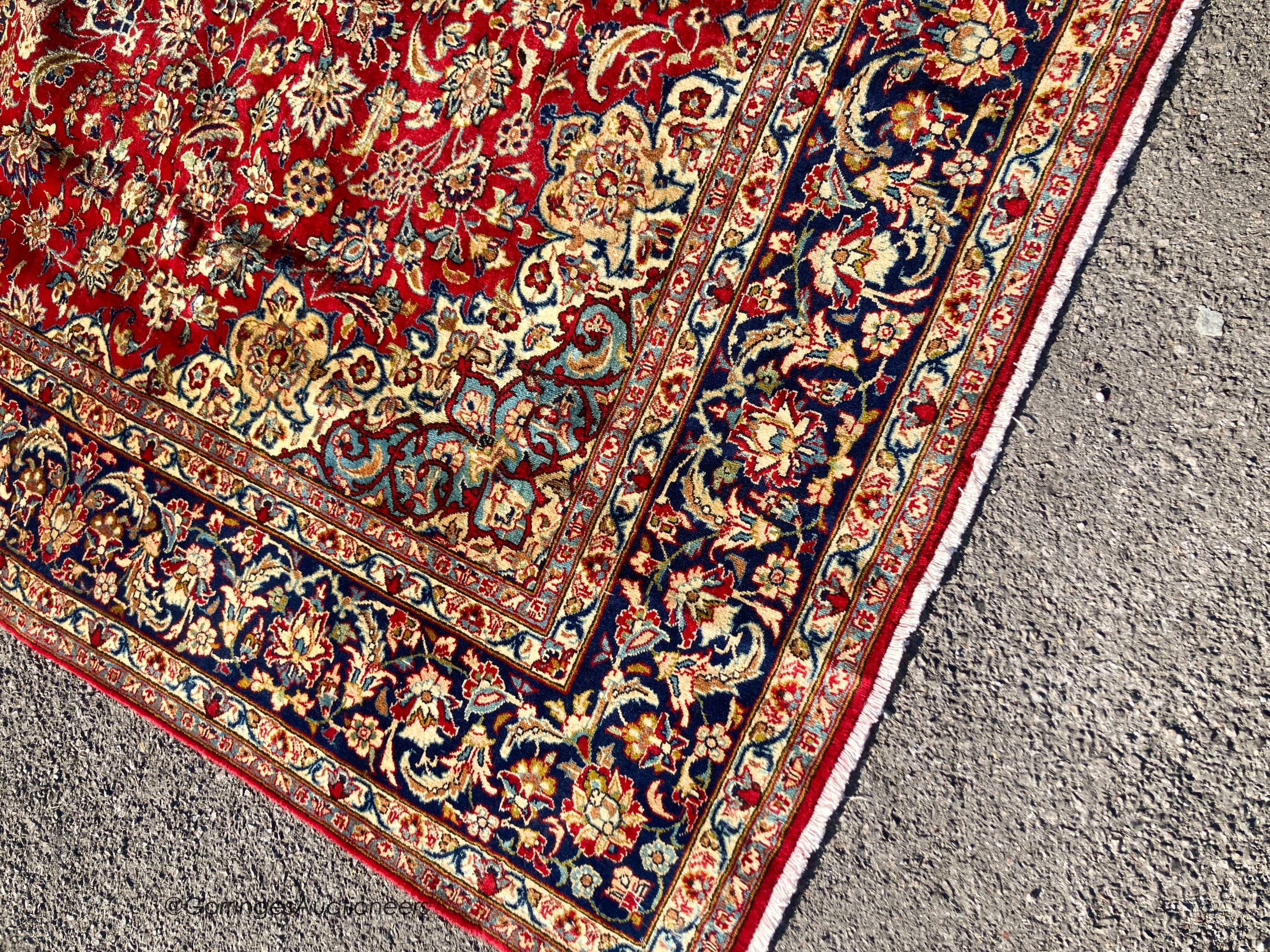 A Najaf Abad carpet, 300 x 212cm